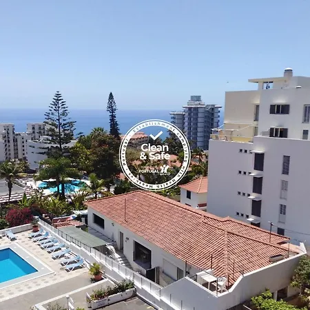 Black & White By Madeira Sun Travel Apartment